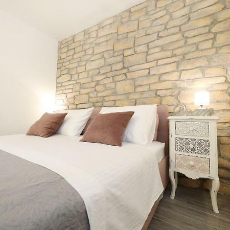 Saint Simeon Room And Apartment Ζαντάρ Εξωτερικό φωτογραφία