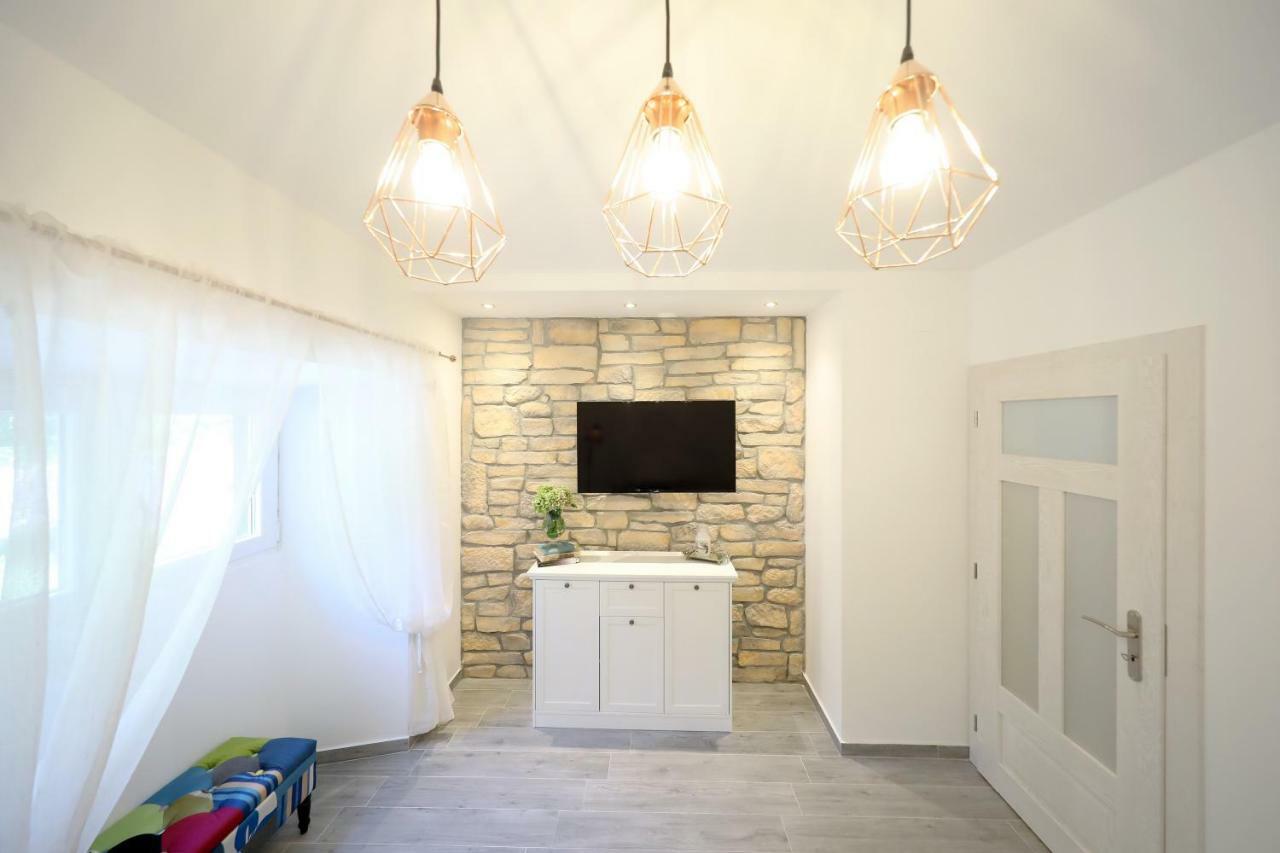 Saint Simeon Room And Apartment Ζαντάρ Εξωτερικό φωτογραφία